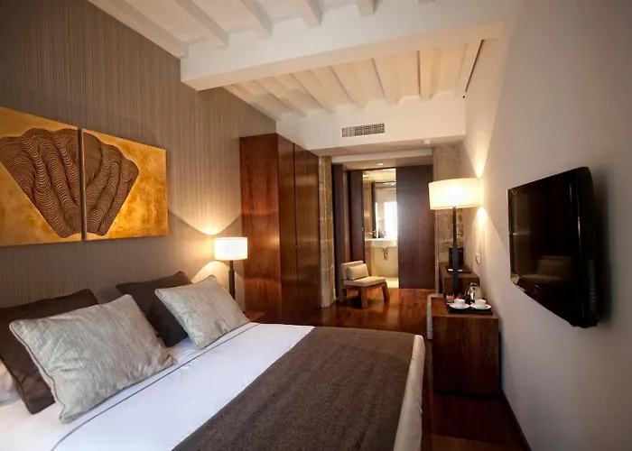 Carris Casa De La Troya 3*