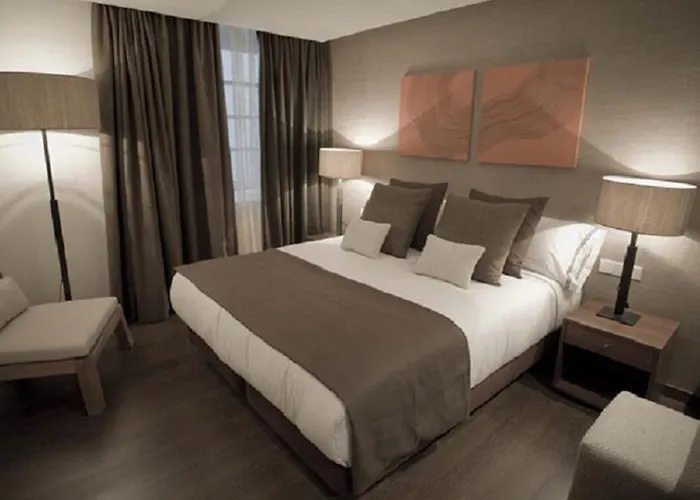 Carris Casa De La Troya Hotel